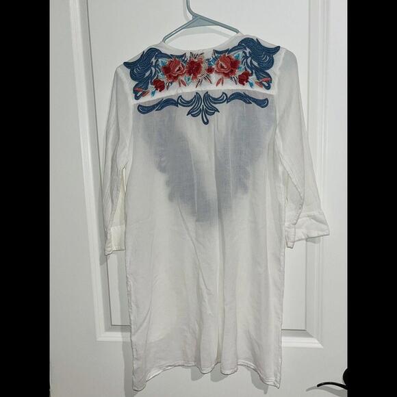 Johnny Was Small Europa Oversized Shirt White Embroidered Tunic Top/Blouse - Picture 2 of 8